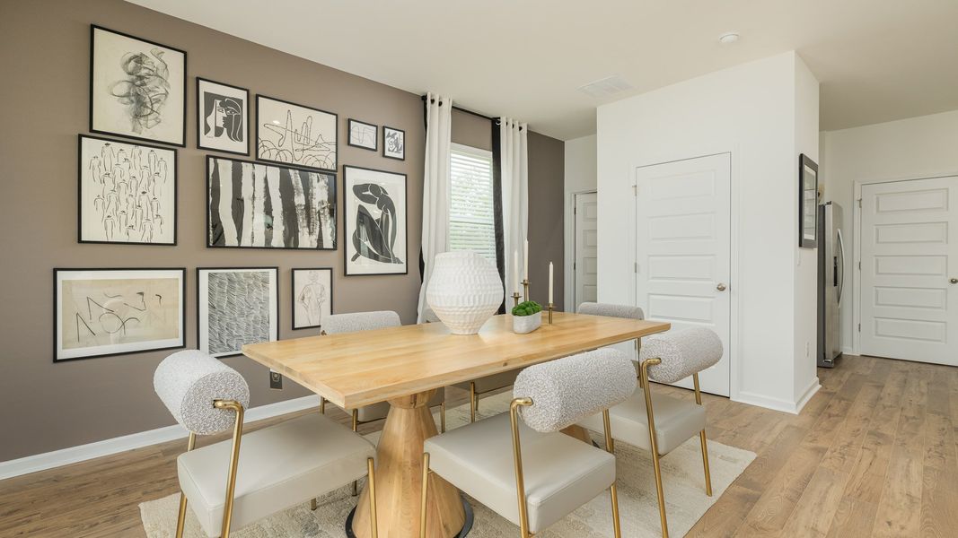 Representative furnished interior of a home built from the Elston by D.R. Horton in Sherwood Manor, Atlanta (Image 8).