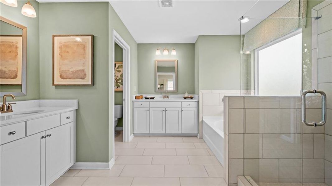 Furnished interior view inside a new home in Westland, Bogart (Image 4).