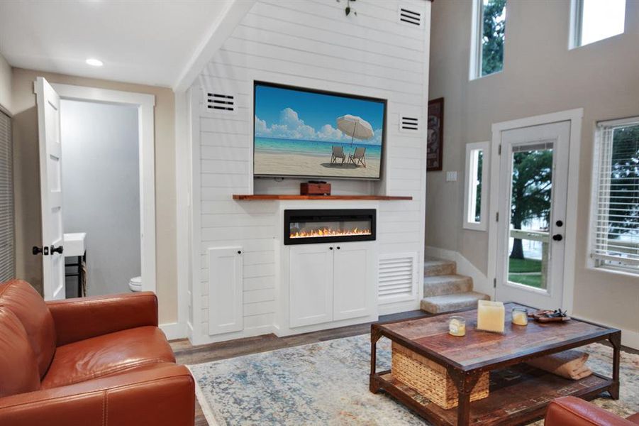 Furnished interior view inside a new home in , Weatherford (Image 8).