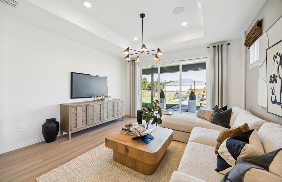 Representative furnished interior of a home built from the Contour by Del Webb in Del Webb at Trinity Falls, McKinney (Image 13). Representative furnished interior of a home built from the Contour by Del Webb in Del Webb at Trinity Falls, McKinney (Image 13).