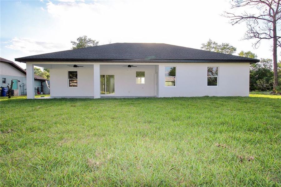 Exterior details and patio area of a home in , Sebring (Image 26).
