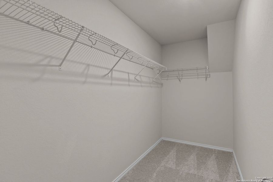 Image 27 of a home in Cinco Lakes. Image 27 of a home in Cinco Lakes.