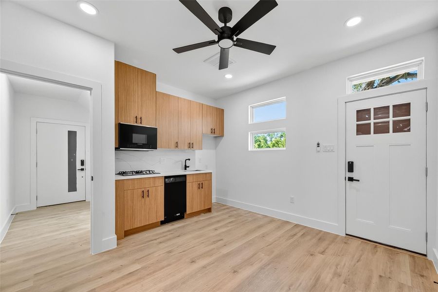 Furnished interior view inside a new home in , Houston (Image 8). Furnished interior view inside a new home in , Houston (Image 8).