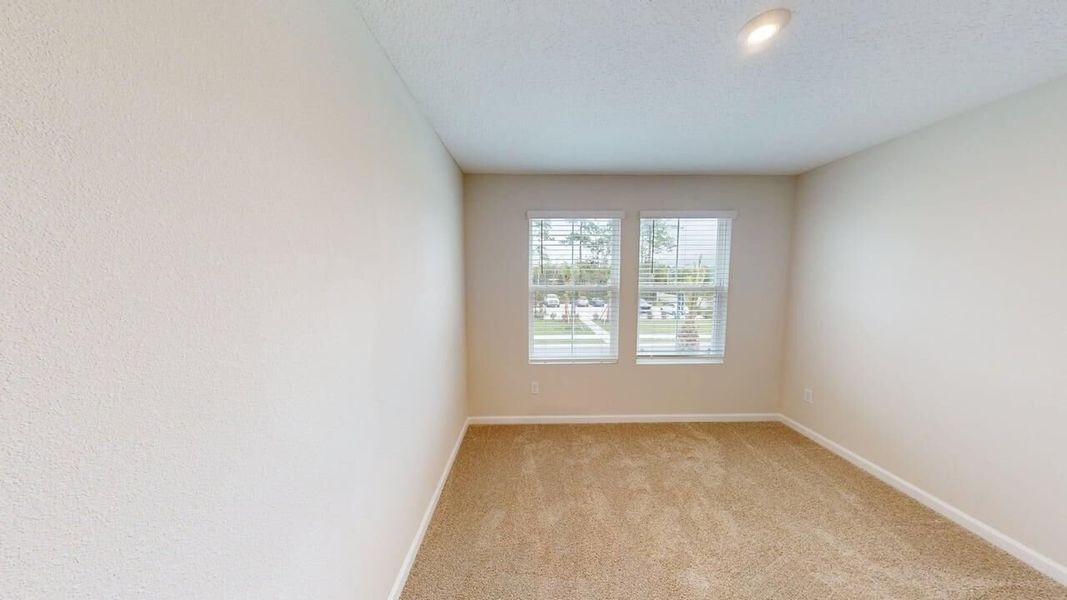 Spacious, unfurnished interior of a new home in Egret Creek, Jacksonville (Image 14).
