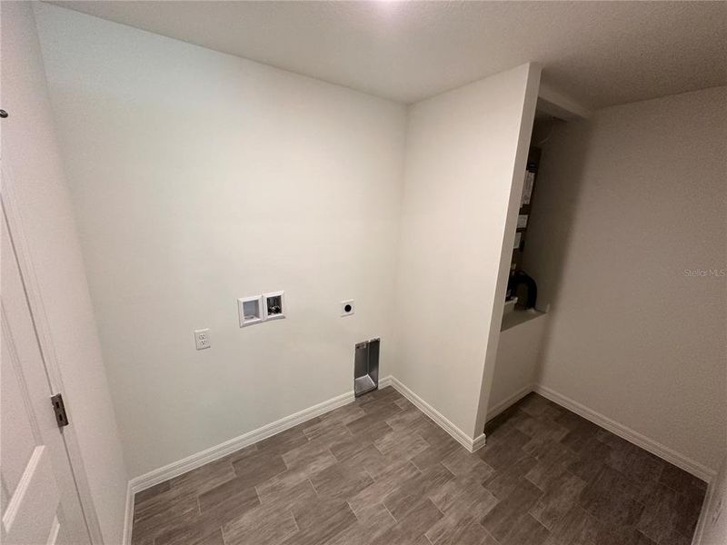 Spacious, unfurnished interior of a new home in Palm Coast, Palm Coast (Image 8).