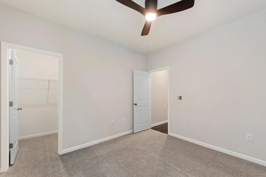 The Alton Bedroom 2