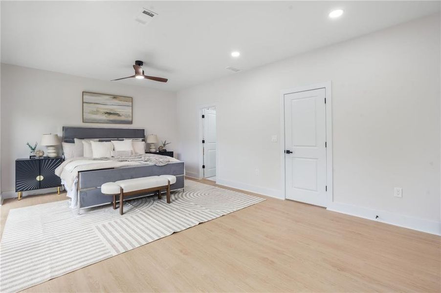 Furnished interior view inside a new home in , Decatur (Image 17).