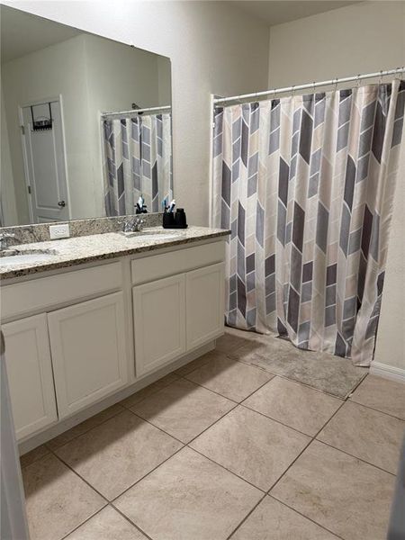 Furnished interior view inside a new home in Cypress Park Estates, Haines City (Image 9).