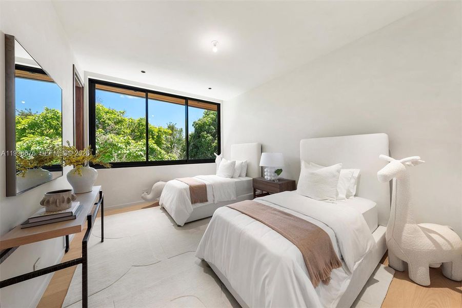 Furnished interior view inside a new home in , Bay Harbor Islands (Image 39).