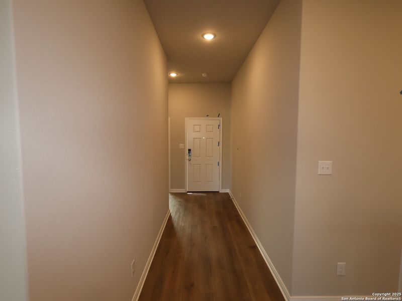 Spacious, unfurnished interior of a new home in Greenspoint Heights, Seguin (Image 17).