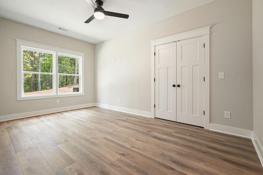 Spacious, unfurnished interior of a new home in , Talking Rock (Image 34).