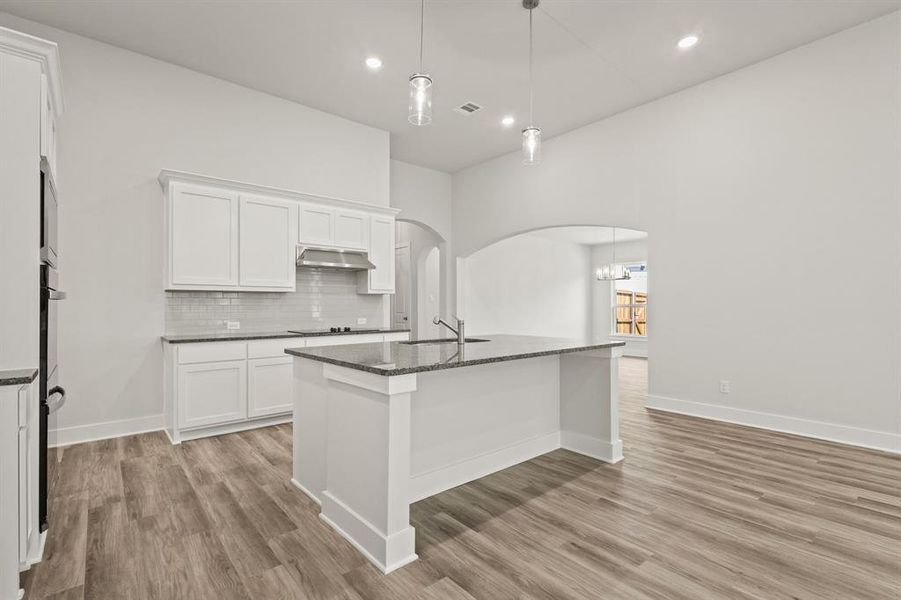 Furnished interior view inside a new home in Lyons Crest Estates, Garland (Image 4). Furnished interior view inside a new home in Lyons Crest Estates, Garland (Image 4).