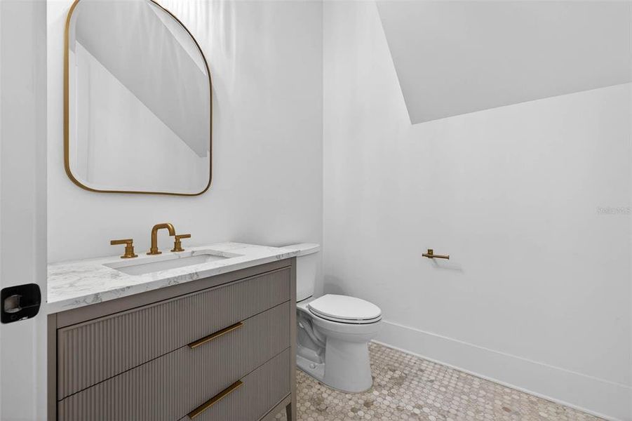 Furnished interior view inside a new home in , St. Petersburg (Image 19).