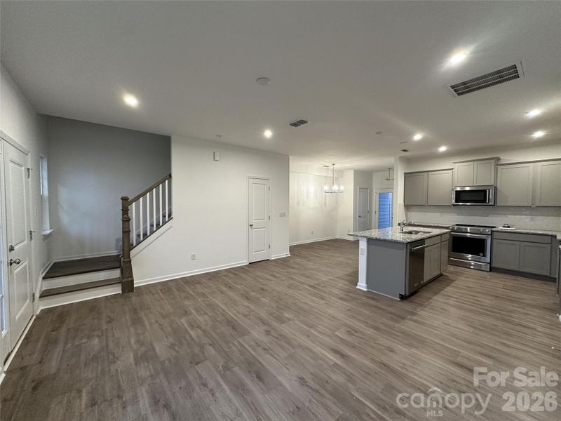 Spacious, unfurnished interior of a new home in , Concord (Image 7).
