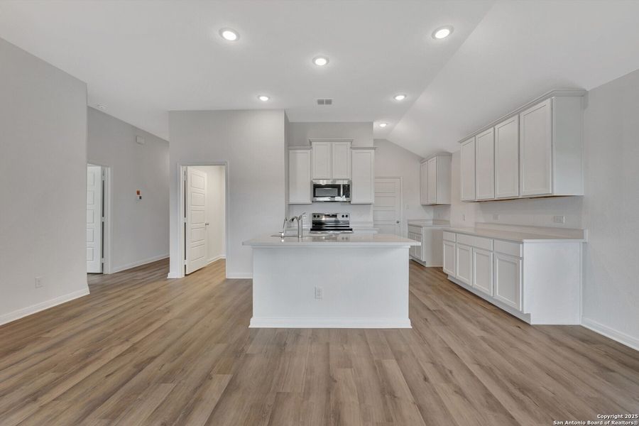 Image 40 of a home in Greenspoint Heights.