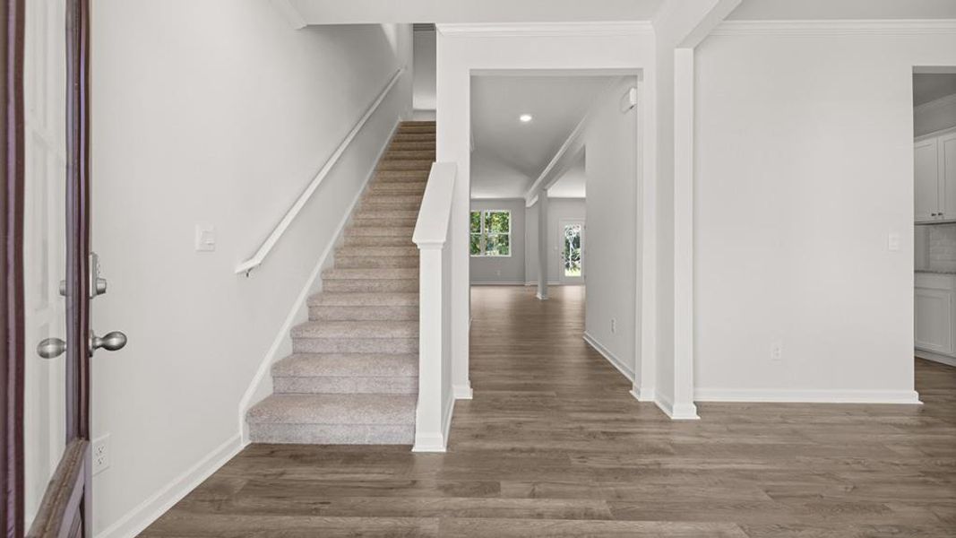 Spacious, unfurnished interior of a new home in Parkside at Carter Grove, Cartersville (Image 9).