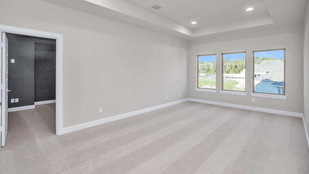 Spacious, unfurnished interior of a new home in Briarley 60', Montgomery (Image 16).