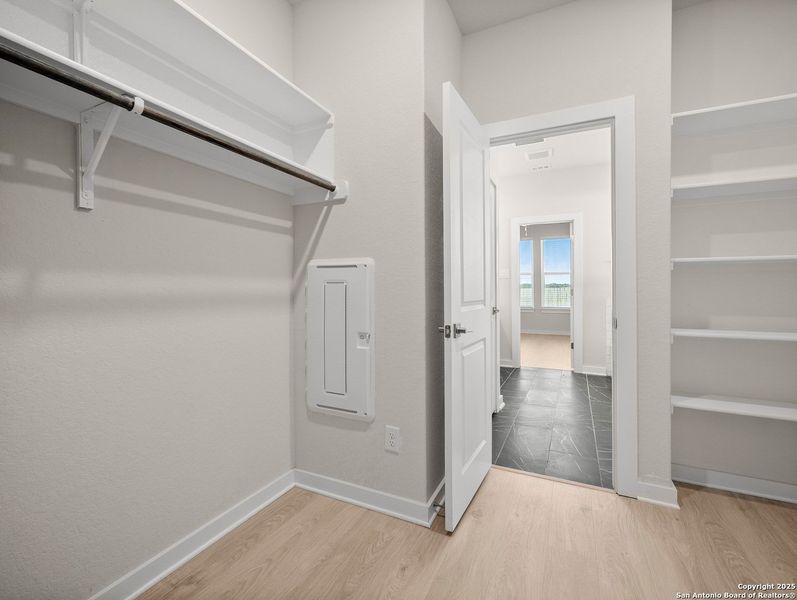 Spacious, unfurnished interior of a new home in Morgan Meadows, San Antonio (Image 11). Spacious, unfurnished interior of a new home in Morgan Meadows, San Antonio (Image 11).