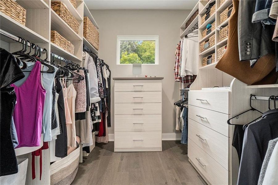 Furnished interior view inside a new home in , Atlanta (Image 41).