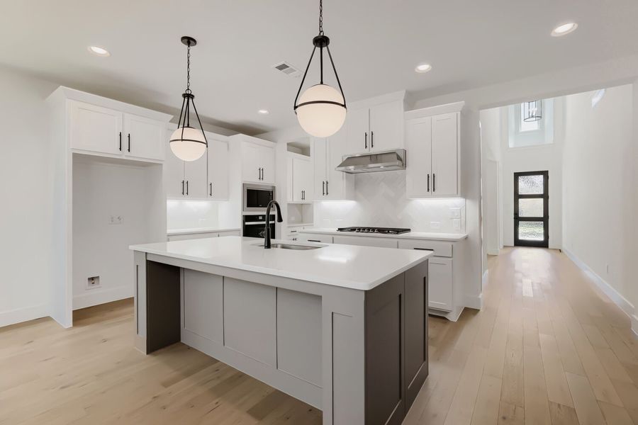 4409 Daisy - Kitchen 4409 Daisy - Kitchen