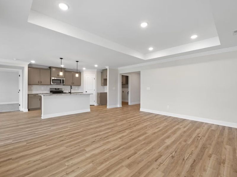 Spacious, unfurnished interior of a new home in Meadow Ridge Estates, Josephine (Image 13).