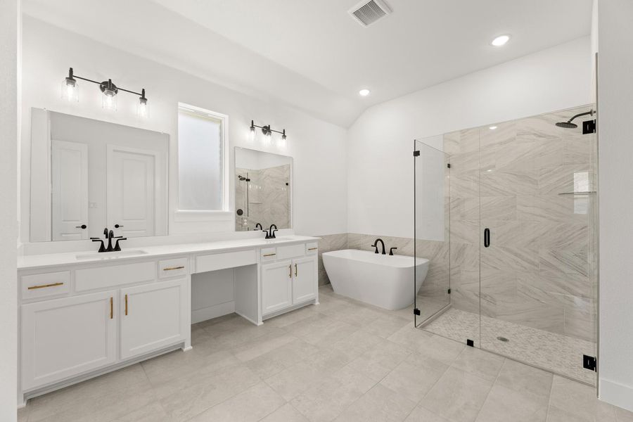 Furnished interior view inside a new home in Somerset Park, Rockwall (Image 6).
