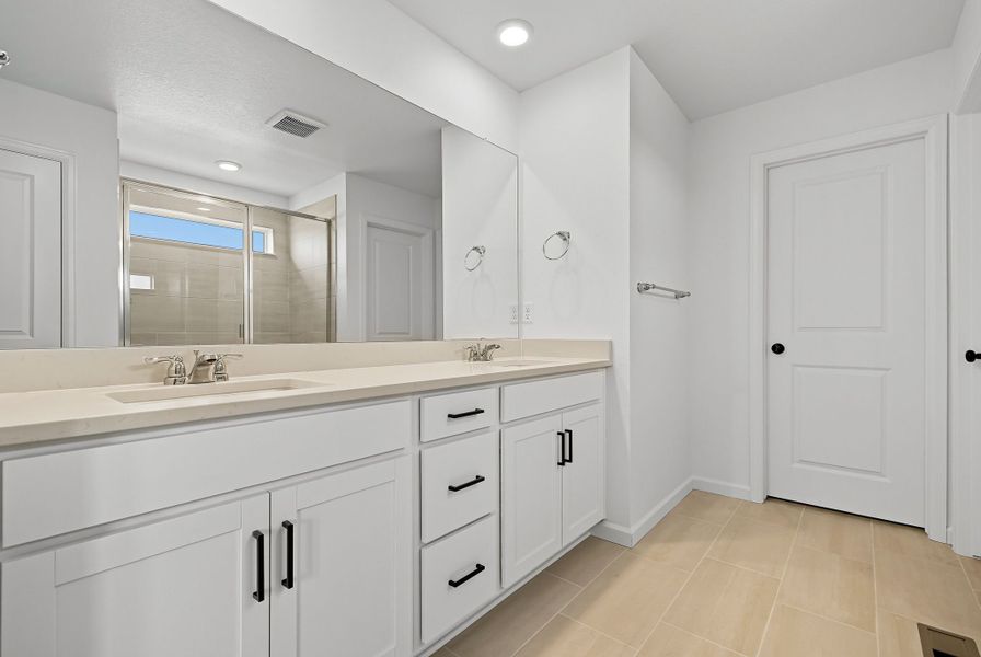 Furnished interior view inside a new home in Macanta, Castle Rock (Image 9).