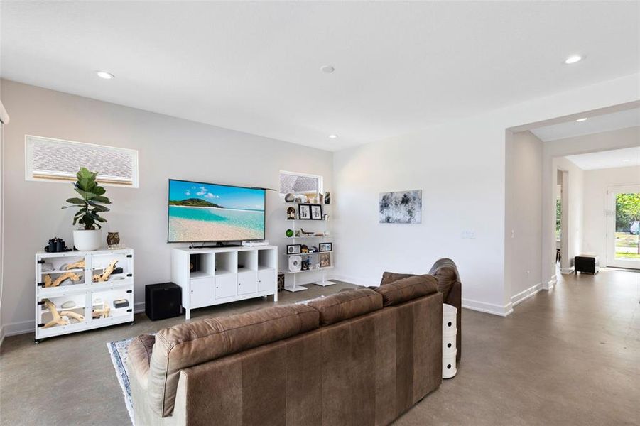 Furnished interior view inside a new home in , Daytona Beach (Image 7).
