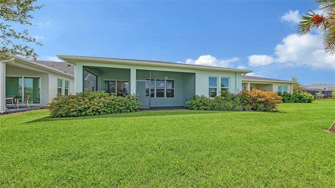 Exterior details and patio area of a home in Gracewater at Sarasota, Sarasota (Image 29).