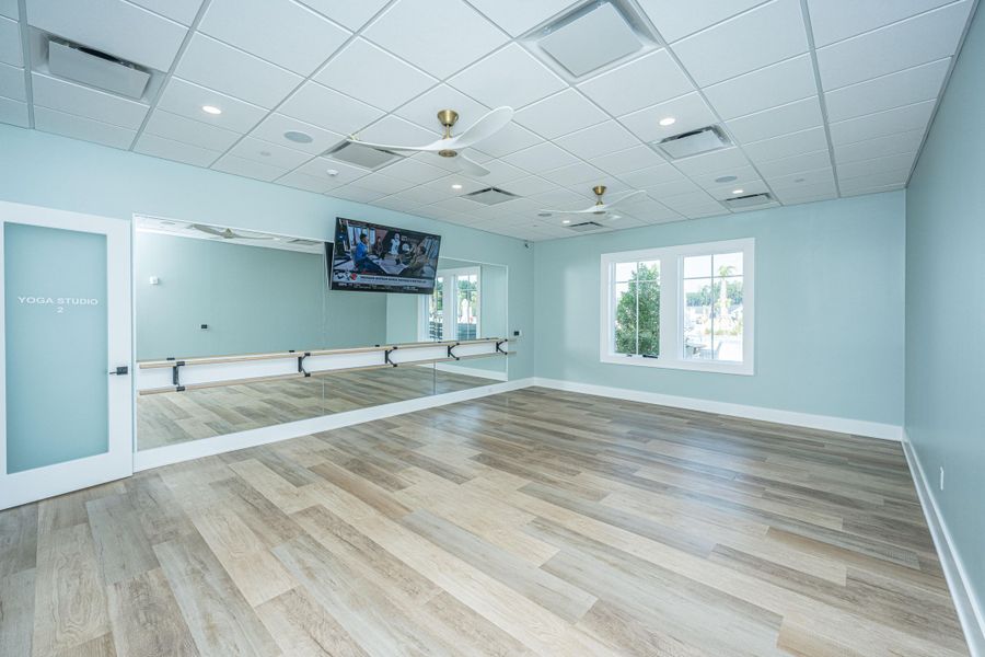 Spacious, unfurnished interior of a new home in , Summerville (Image 22).