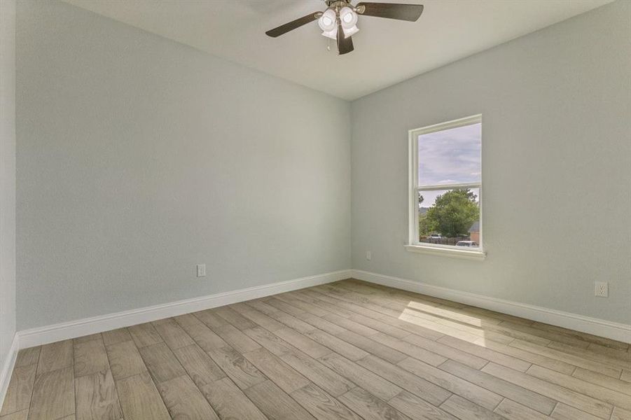 Spacious, unfurnished interior of a new home in , Fort Worth (Image 13).