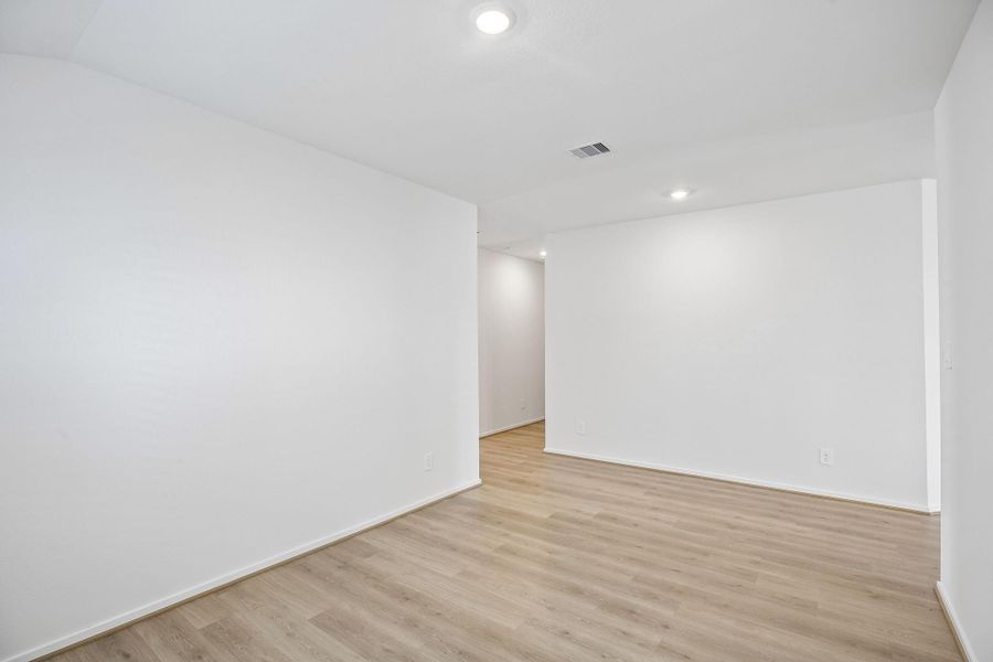 Spacious, unfurnished interior of a new home in Riviera Pines - Classic Series, Huffman (Image 25). Spacious, unfurnished interior of a new home in Riviera Pines - Classic Series, Huffman (Image 25).