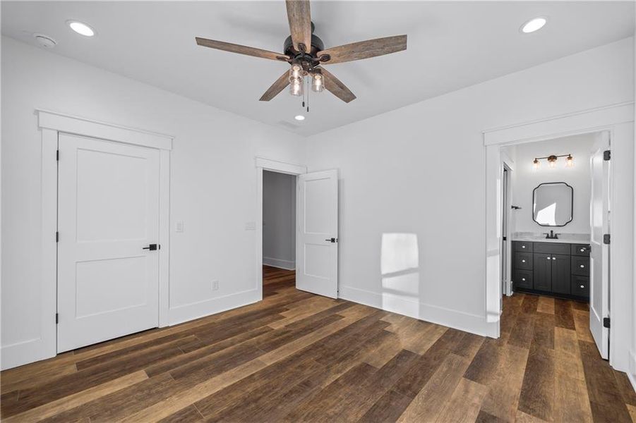 Spacious, unfurnished interior of a new home in , Flowery Branch (Image 86).