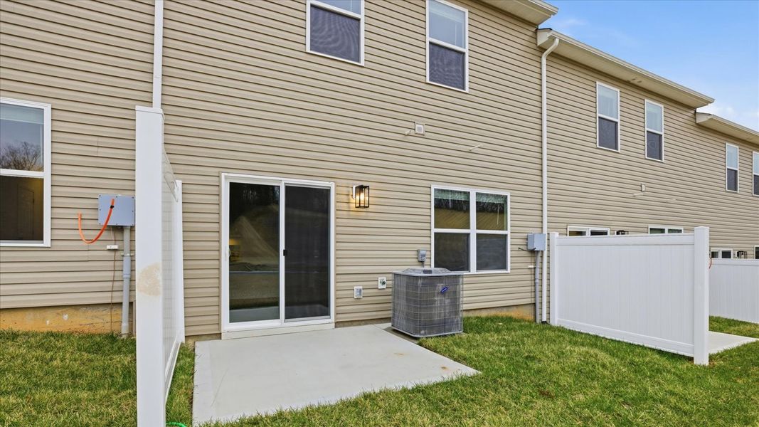 Exterior details and patio area of a home in Cherokee Crossing, Kodak (Image 2). Exterior details and patio area of a home in Cherokee Crossing, Kodak (Image 2).