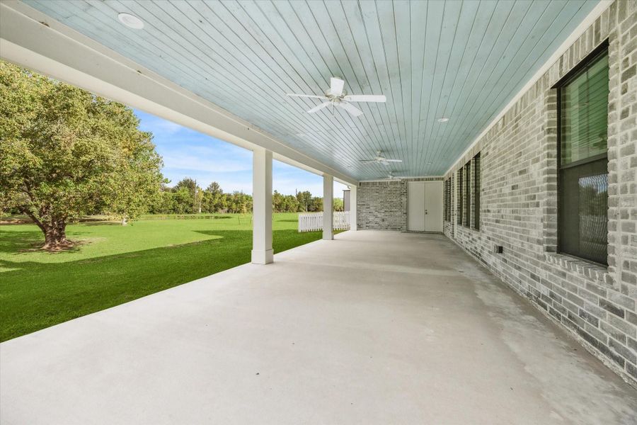 Exterior details and patio area of a home in , Fulshear (Image 18).