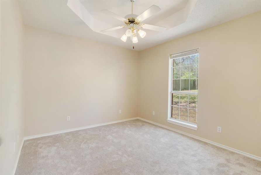 Spacious, unfurnished interior of a new home in , Reno (Image 14).