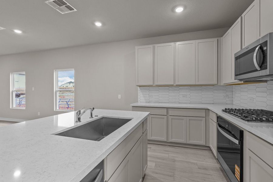 1,808sf New Home in San Antonio, TX.  - Slide 9