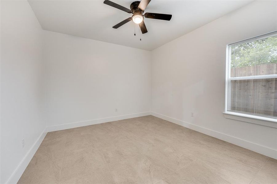 Spacious, unfurnished interior of a new home in , Fort Worth (Image 20).