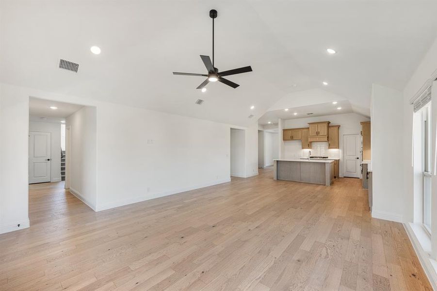 Spacious, unfurnished interior of a new home in Timberbrook 3B-4A, Justin (Image 15).