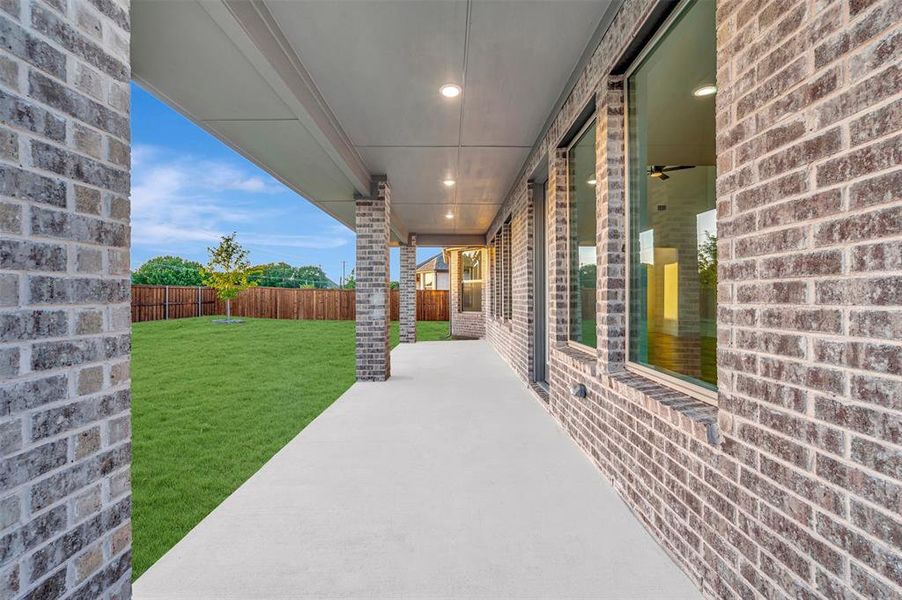Exterior details and patio area of a home in Lilyana, Celina (Image 22).