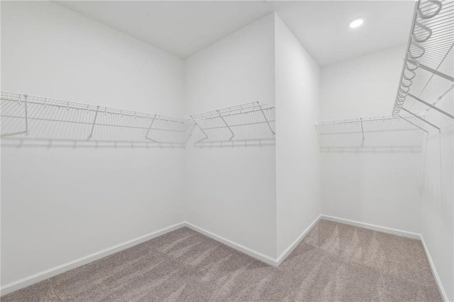 Spacious, unfurnished interior of a new home in , Buford (Image 36).