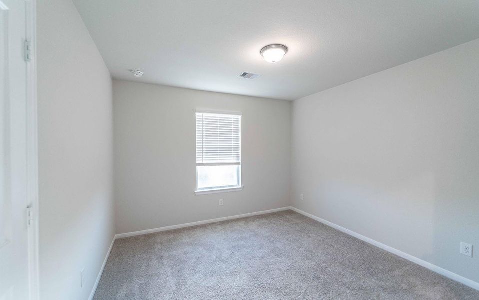 Spacious, unfurnished interior of a new home in Lago Mar, Texas City (Image 13). Spacious, unfurnished interior of a new home in Lago Mar, Texas City (Image 13).