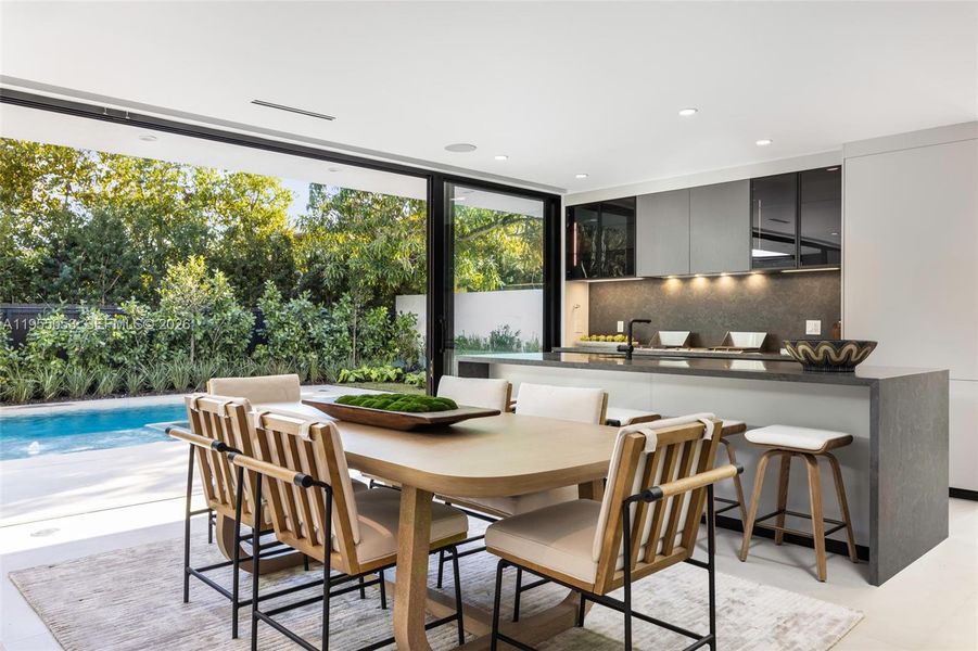 Flex kitchen with Miele electric indoor BBQ Flex kitchen with Miele electric indoor BBQ