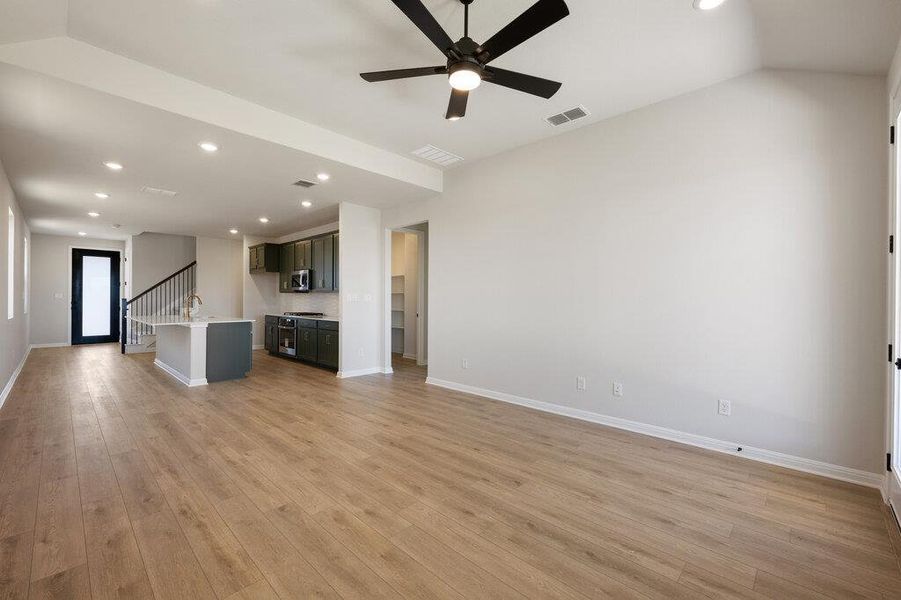 Spacious, unfurnished interior of a new home in Cannon Ranch, Dripping Springs (Image 21).