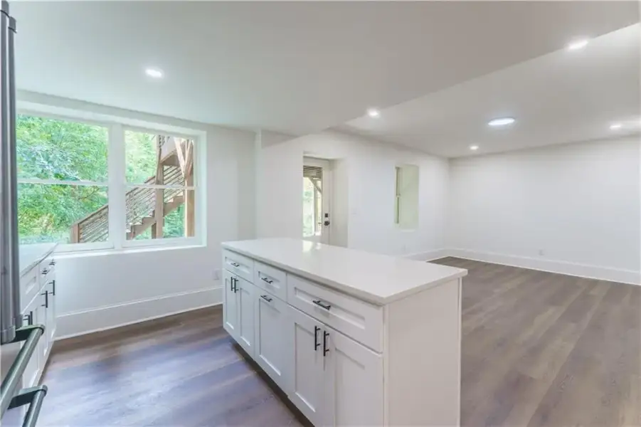 Image 45 of a home in .