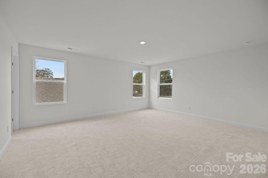 Spacious, unfurnished interior of a new home in Arbor Village, Matthews (Image 26).