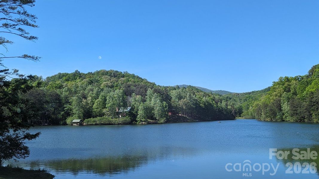 Riverbend Community Amenities. Lakeside common area