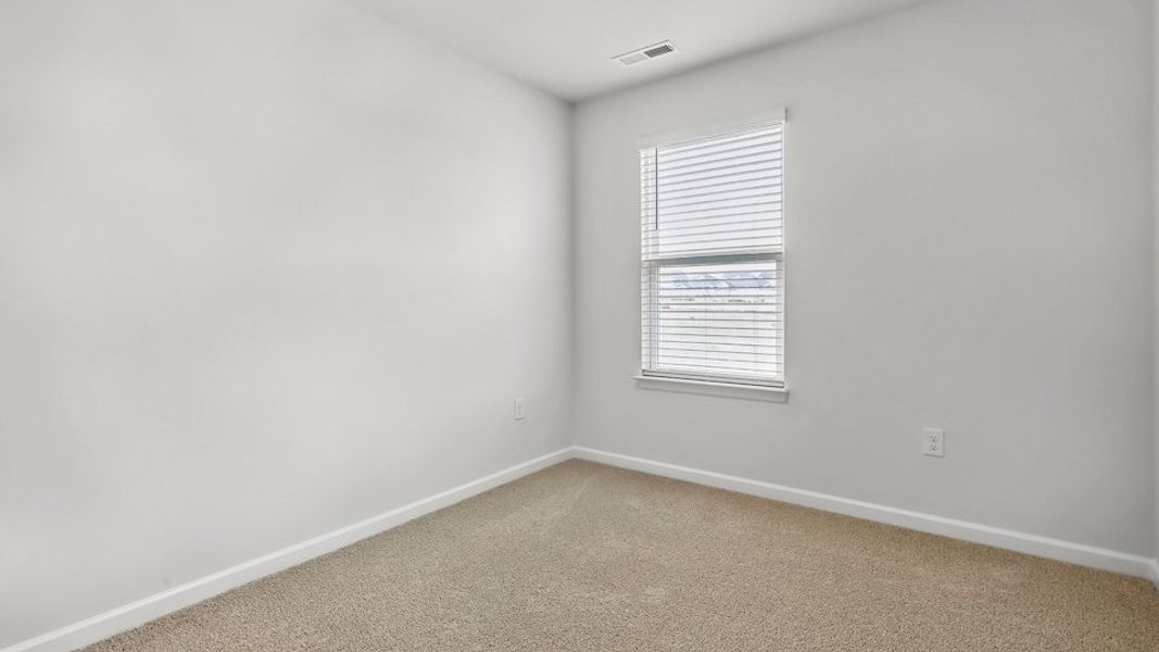 Spacious, unfurnished interior of a new home in Clock Road Townhomes, New Bern (Image 22).