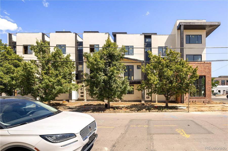 Image 33 of a home in .