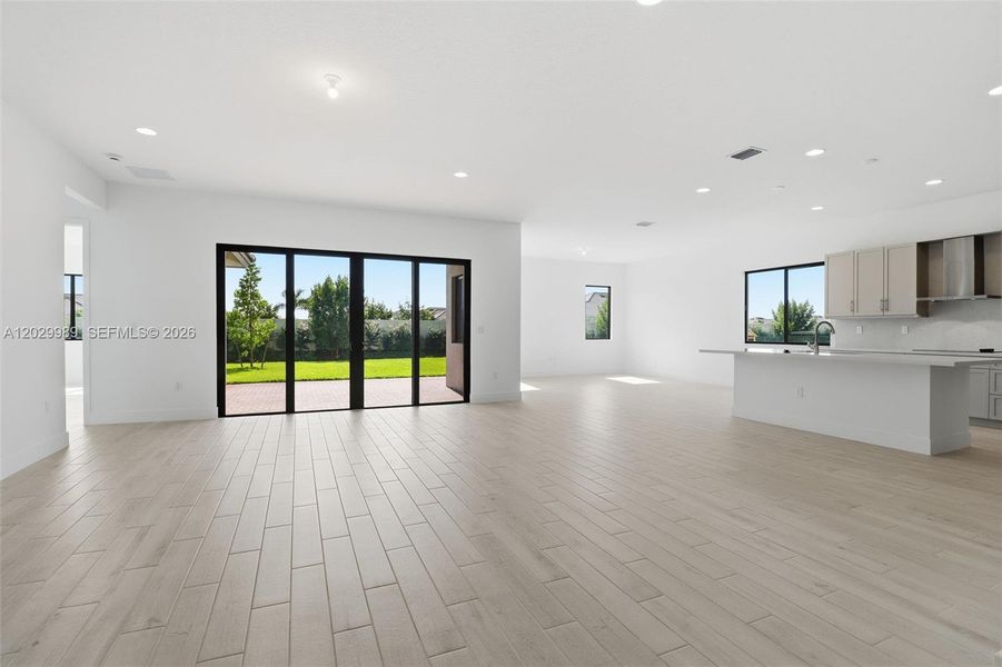 Spacious, unfurnished interior of a new home in , Ave Maria (Image 40).